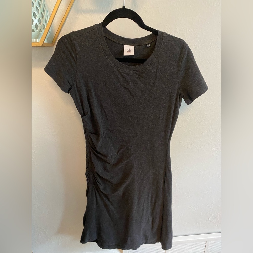 CAbi Black ruched t shirt. Size S